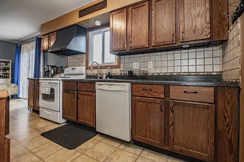 408 E Gilman Street New York Mills MN 56567