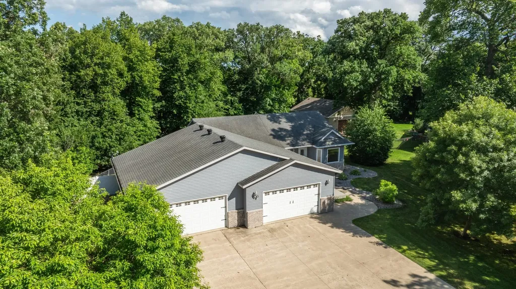 315 Maust Way Horace ND 58047