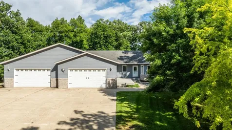 315 Maust Way Horace ND 58047