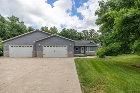 315 Maust Way Horace ND 58047