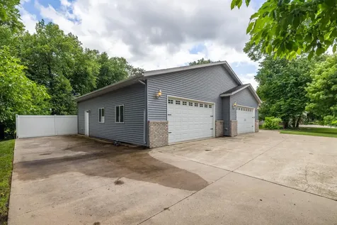 315 Maust Way Horace ND 58047