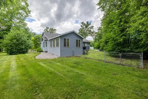 315 Maust Way Horace ND 58047