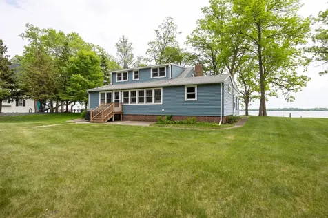 22558 Senns Beach Drive Detroit Lakes MN 56501