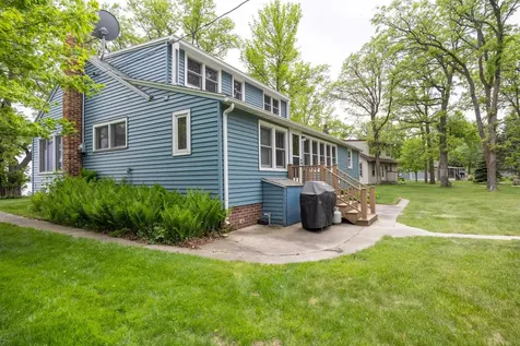 22558 Senns Beach Drive Detroit Lakes MN 56501