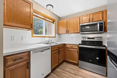 15537 Foghorn Lane Apple Valley MN 55124
