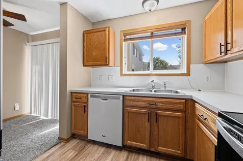 15537 Foghorn Lane Apple Valley MN 55124