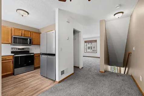 15537 Foghorn Lane Apple Valley MN 55124