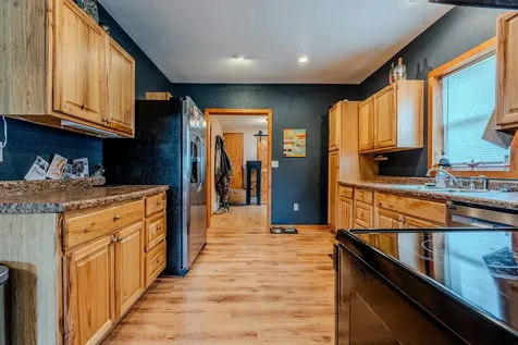 212 3rd Street N Casselton ND 58012