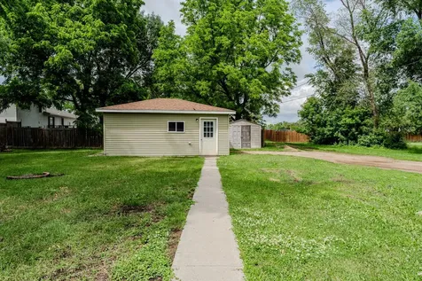 212 3rd Street N Casselton ND 58012