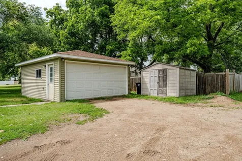 212 3rd Street N Casselton ND 58012