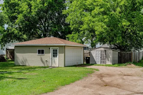 212 3rd Street N Casselton ND 58012
