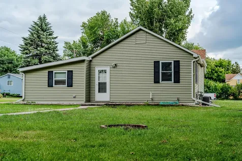 212 3rd Street N Casselton ND 58012