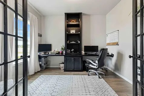 6363 S 54th Avenue S Fargo ND 58104