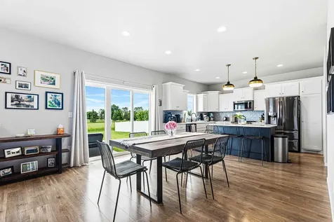 6363 S 54th Avenue S Fargo ND 58104