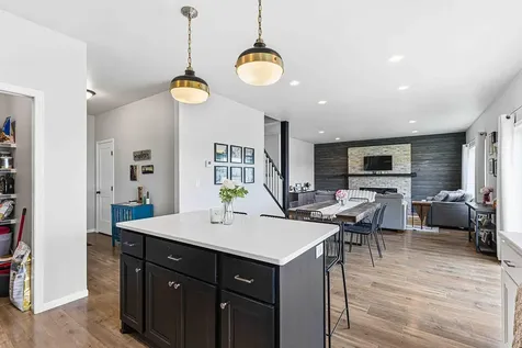 6363 S 54th Avenue S Fargo ND 58104