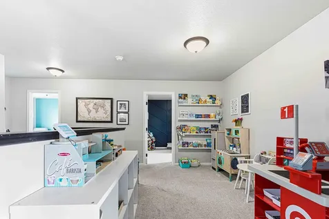 6363 S 54th Avenue S Fargo ND 58104