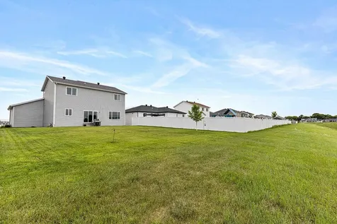 6363 S 54th Avenue S Fargo ND 58104