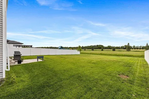 6363 S 54th Avenue S Fargo ND 58104