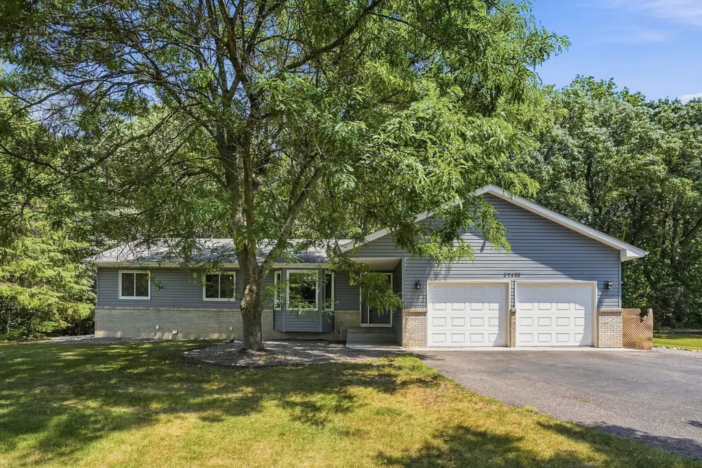 27435 127th Street NW Zimmerman MN 55398