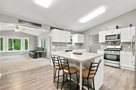 27435 127th Street NW Zimmerman MN 55398