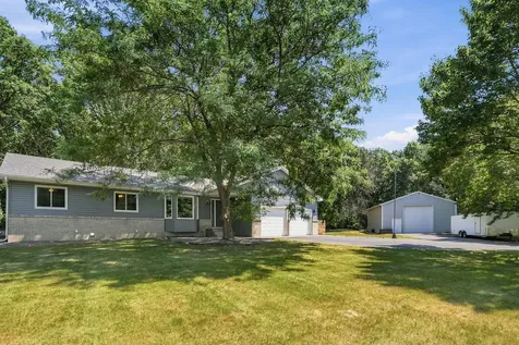 27435 127th Street NW Zimmerman MN 55398