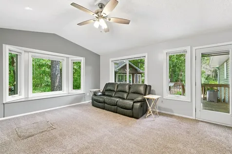 27435 127th Street NW Zimmerman MN 55398