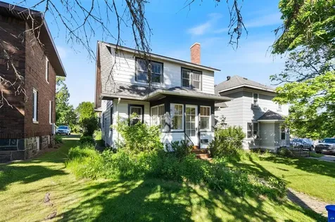 928 N 19th Avenue E Duluth MN 55812