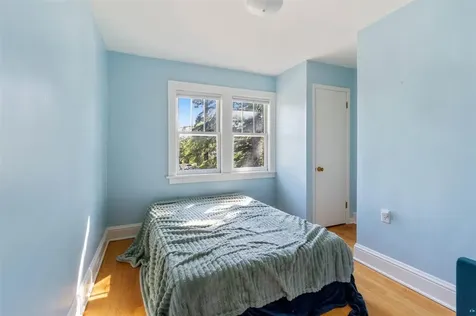 928 N 19th Avenue E Duluth MN 55812