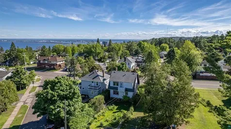 928 N 19th Avenue E Duluth MN 55812