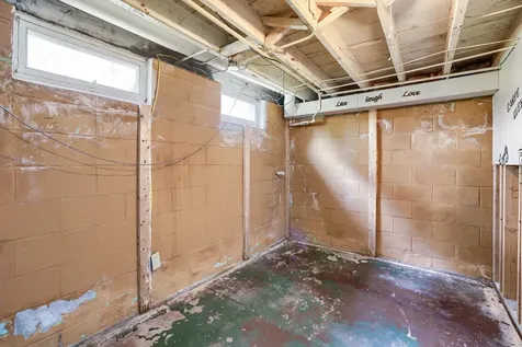 1024 Geranium Avenue E Saint Paul MN 55106