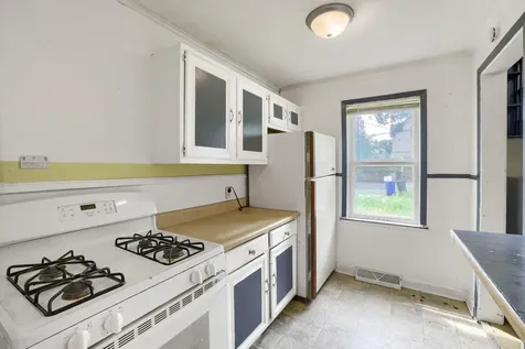 1024 Geranium Avenue E Saint Paul MN 55106