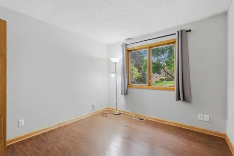 17609 Lorence Way Eden Prairie MN 55346