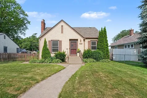 3745 Orchard Avenue N Robbinsdale MN 55422