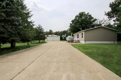 21915 County Road 7 Hutchinson MN 55350