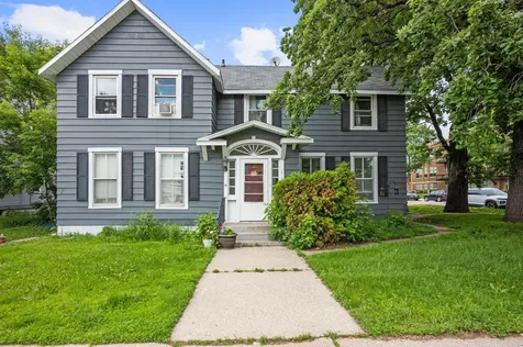 321 6th Avenue E Alexandria MN 56308