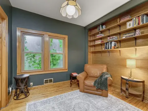 1510 2nd Street NE Minneapolis MN 55413