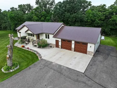 4700 Rural Oaks Drive SE Alexandria MN 56308