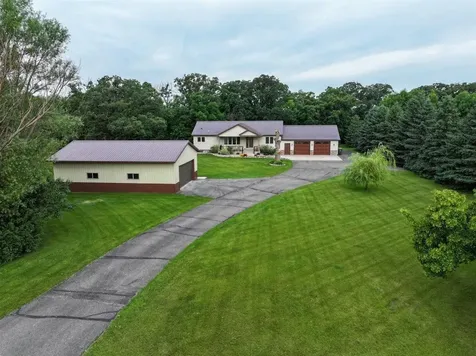 4700 Rural Oaks Drive SE Alexandria MN 56308