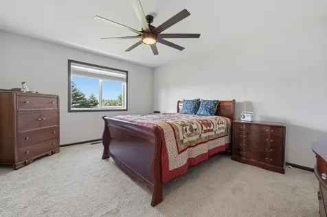 814 Curt Felt Drive Alexandria MN 56308