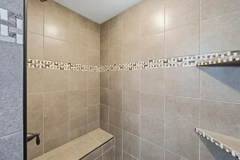 814 Curt Felt Drive Alexandria MN 56308