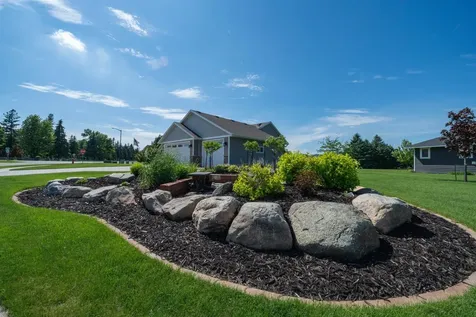 814 Curt Felt Drive Alexandria MN 56308