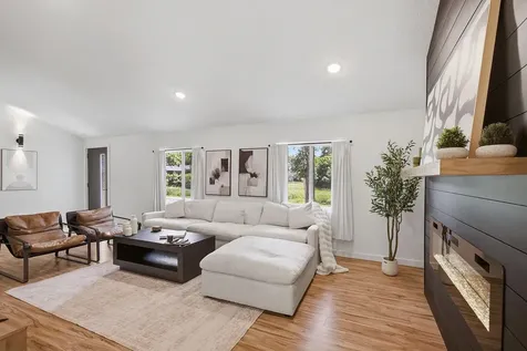 7840 Harold Avenue Golden Valley MN 55427