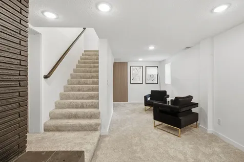 7840 Harold Avenue Golden Valley MN 55427