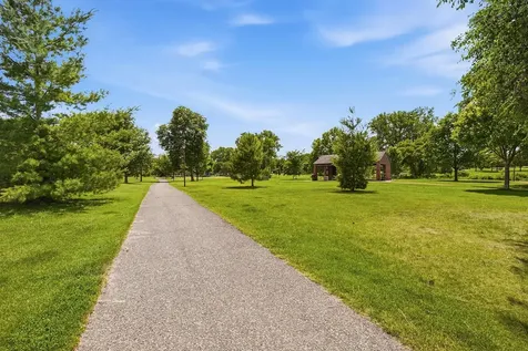 7840 Harold Avenue Golden Valley MN 55427