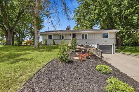 7840 Harold Avenue Golden Valley MN 55427
