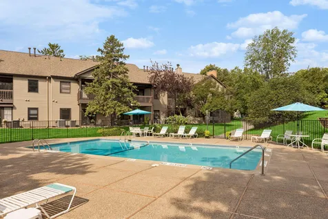 11041 Oregon Circle Bloomington MN 55438