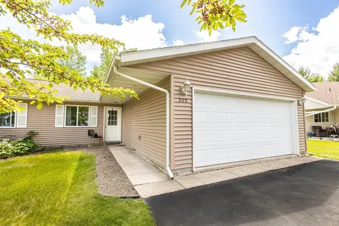 209 3rd Street NE Milaca MN 56353