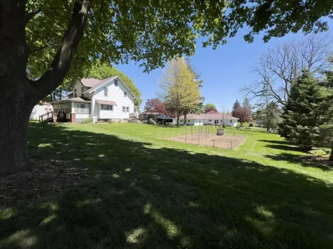 803 S Pine Street Caledonia MN 55921