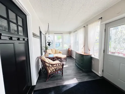 803 S Pine Street Caledonia MN 55921