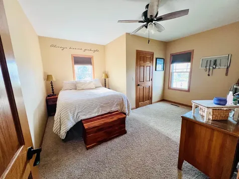 803 S Pine Street Caledonia MN 55921